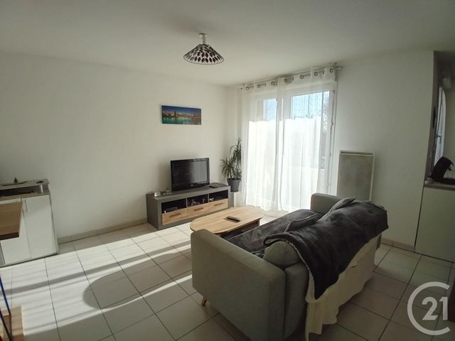 Appartement T2 à louer - 2 pièces - 42.0 m2 - AUTERIVE - 31 - MIDI-PYRENEES - Century 21 S.D.I.