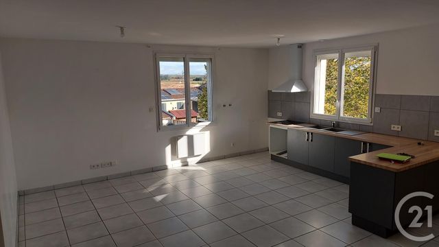 Appartement T4 à louer - 4 pièces - 82.15 m2 - SAVERDUN - 09 - MIDI-PYRENEES - Century 21 S.D.I.