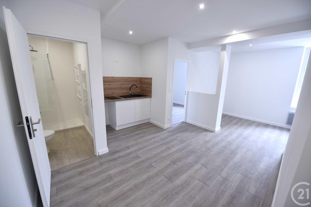 Appartement T2 à louer - 2 pièces - 37.0 m2 - PAMIERS - 09 - MIDI-PYRENEES - Century 21 S.D.I.